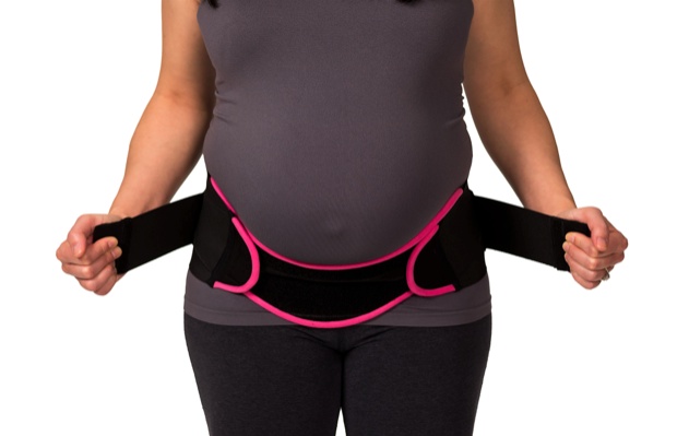 How to Wear a Maternity Belly Band | Parents - YouTube